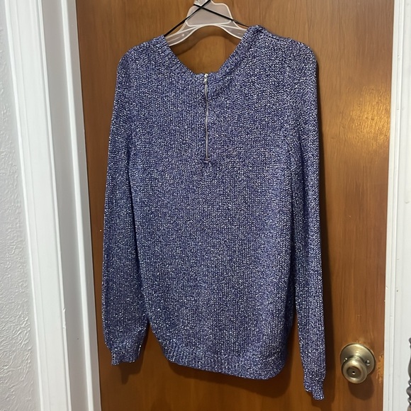 Sparkly top - Picture 4 of 4